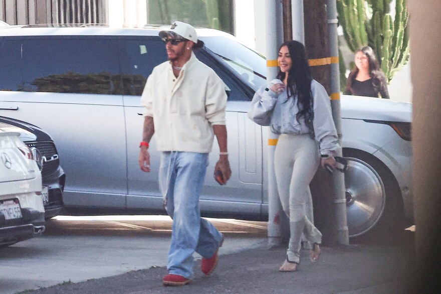 Κιμ Καρντάσιαν: Νέα κοινή εμφάνιση με τον Λιούις Χάμιλτον μετά το Coachella, δείτε φωτογραφίες